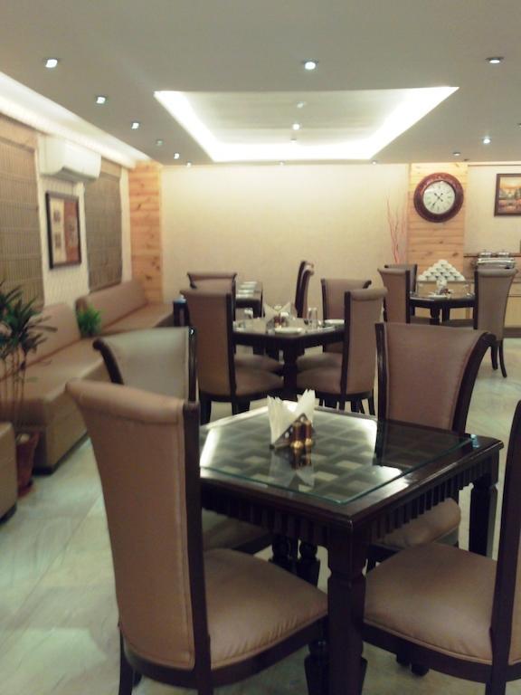 Hotel Le Grand Regency Greater Noida Exterior foto